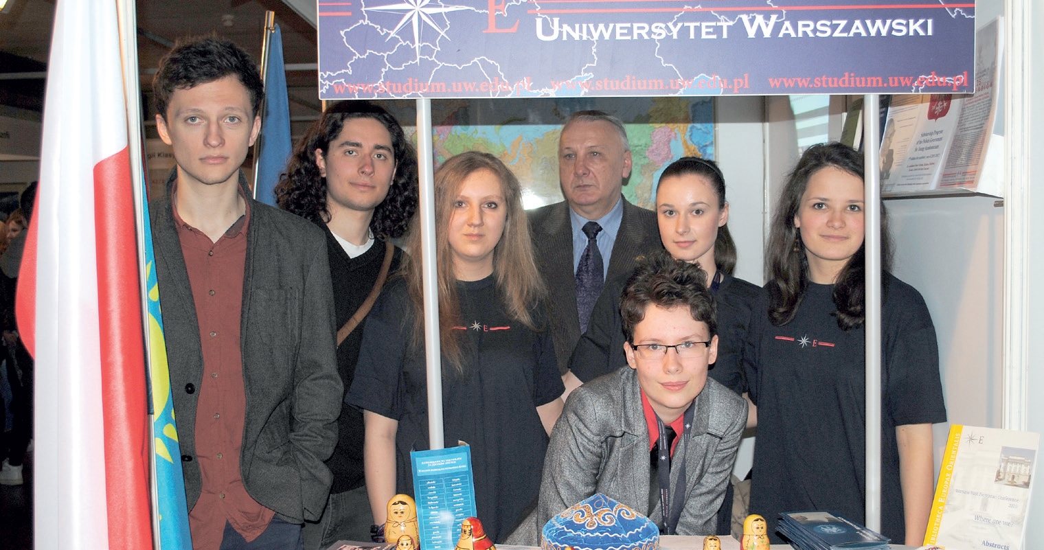 Stoisko Studium na dniach otwartych UW w 2013 r.