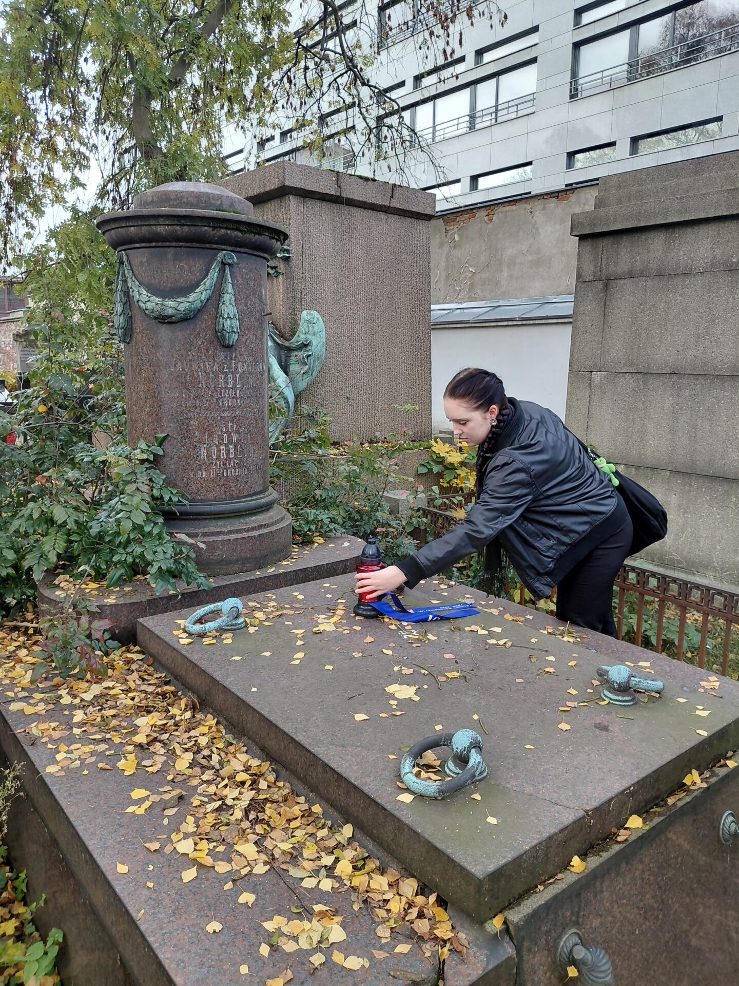 Pamięć i wdzięczność – tradycja Studium Europy Wschodniej przed Dniem Wszystkich Świętych (2025)